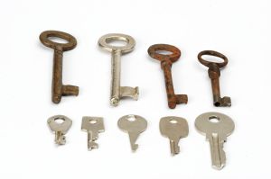Keys (photo by victures)