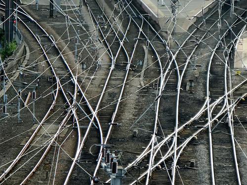 Make use of multiple connections as you learn (photo by identity chris is)